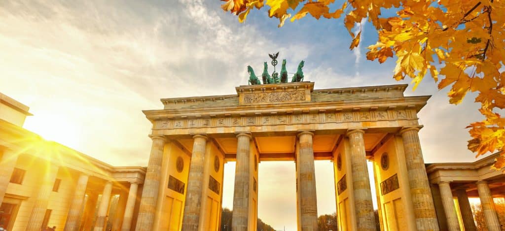 Berlin brandenburger tor on a sunny day