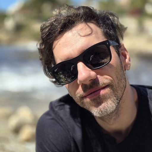 male software engineer at Zartis
